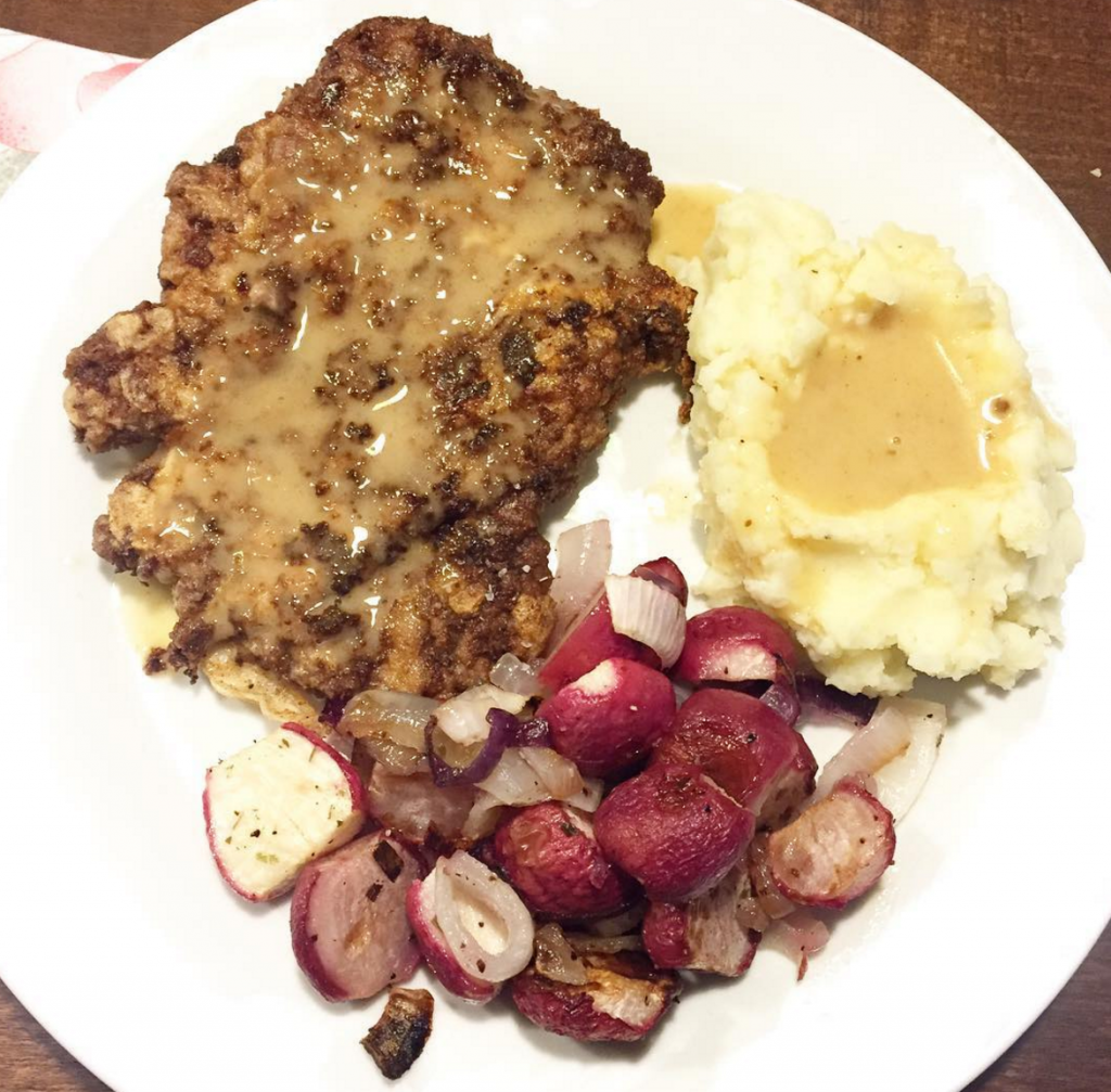 chicken fried steak potatoes - Real Life Meal Plan, Our Week of Eats from the Web: Meal Planning June 22 | Paleo Parents
